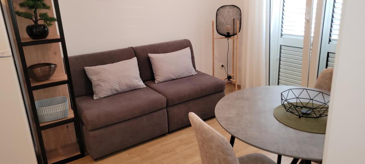 Rooms Magdalena Krk Krk Town Exteriör bild
